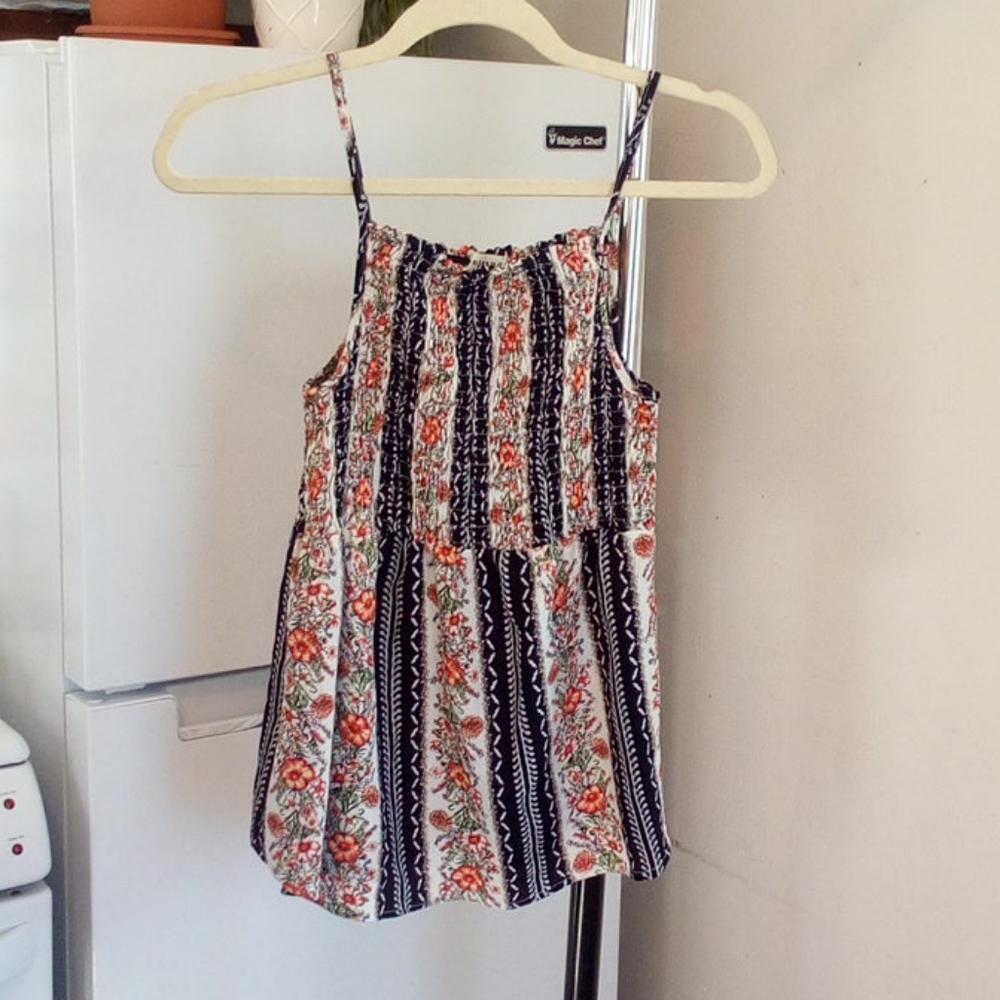 💜Monteau💜 Babydoll Tank, Floral